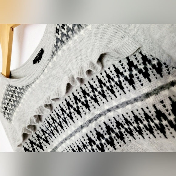 Talbots Women's Lambswool Blend Sweater Nordic Isle Pattern Ruffle Decor Medium - Picture 16 of 16